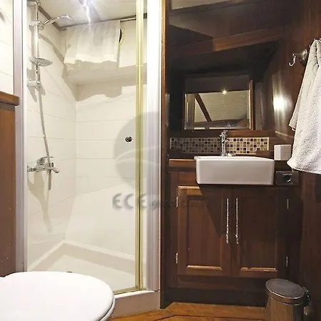 Azul Yachting Seahorse2 Botel *